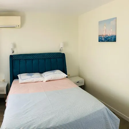 Apartman Splandid By The Sea