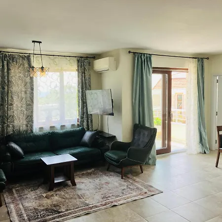 Splandid By The Sea Apartment *
